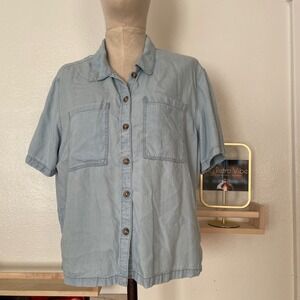 LOLA RIVER Light Wash Short Sleeve Button Up Shirt Tencel Lyocell Womens M